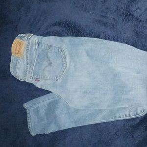 LEVI 711 Skinny Jeans